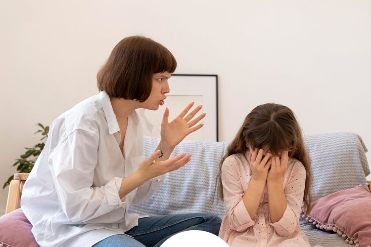 Bad Parenting 10 Kesalahan Orang Tua yang Bisa Merusak Masa Depan Anak